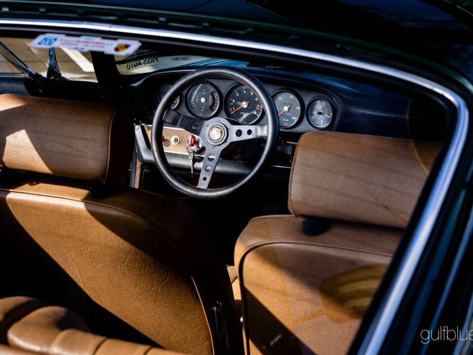 Image 35/64 de Porsche 911 2.2 S (1970)