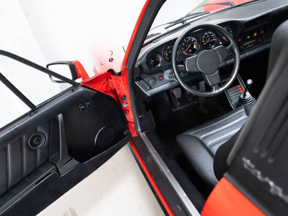 Bild 8/35 von Porsche 911 SC-L 3.1 (1980)