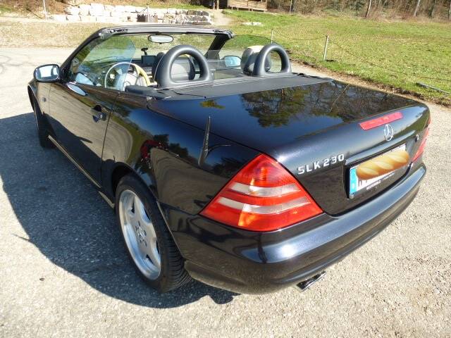 Image 47/53 of Mercedes-Benz SLK 230 Kompressor (1999)