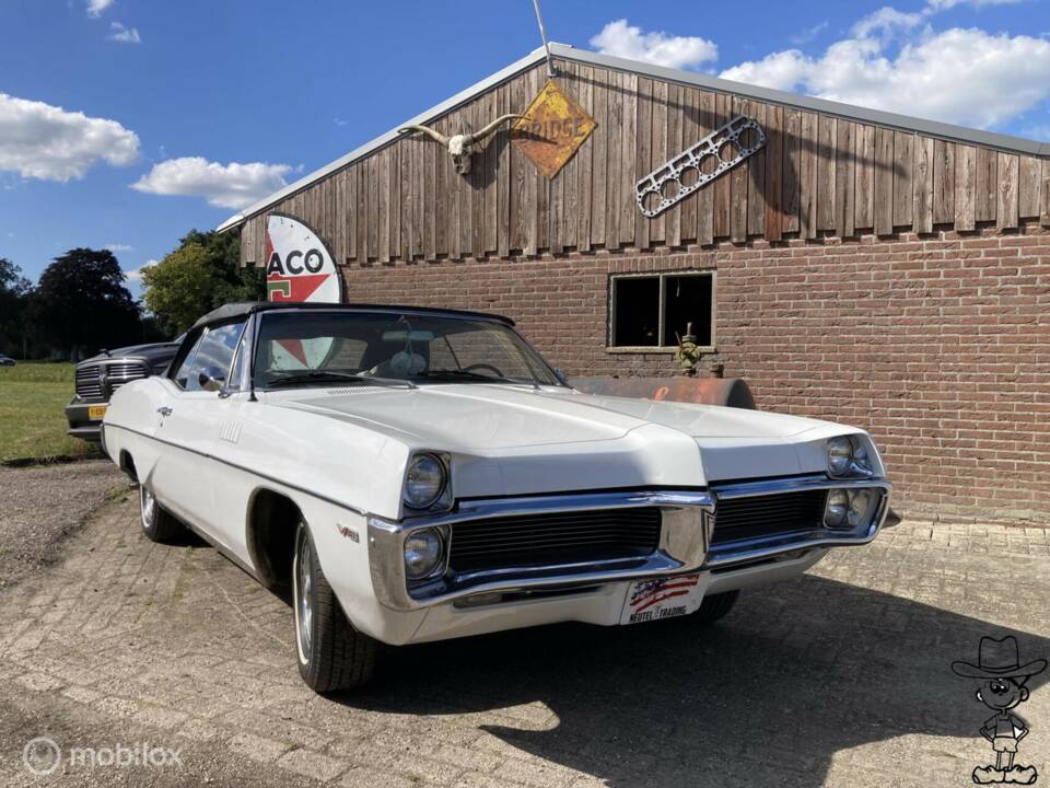 Image 5/50 of Pontiac Parisienne (1967)