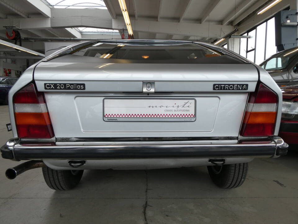 Image 26/40 of Citroën CX 2000 Pallas (1985)