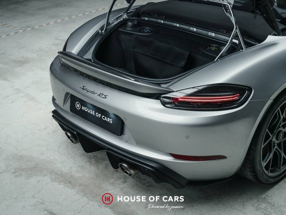 Bild 13/25 von Porsche 718 Spyder RS Weissach (2025)