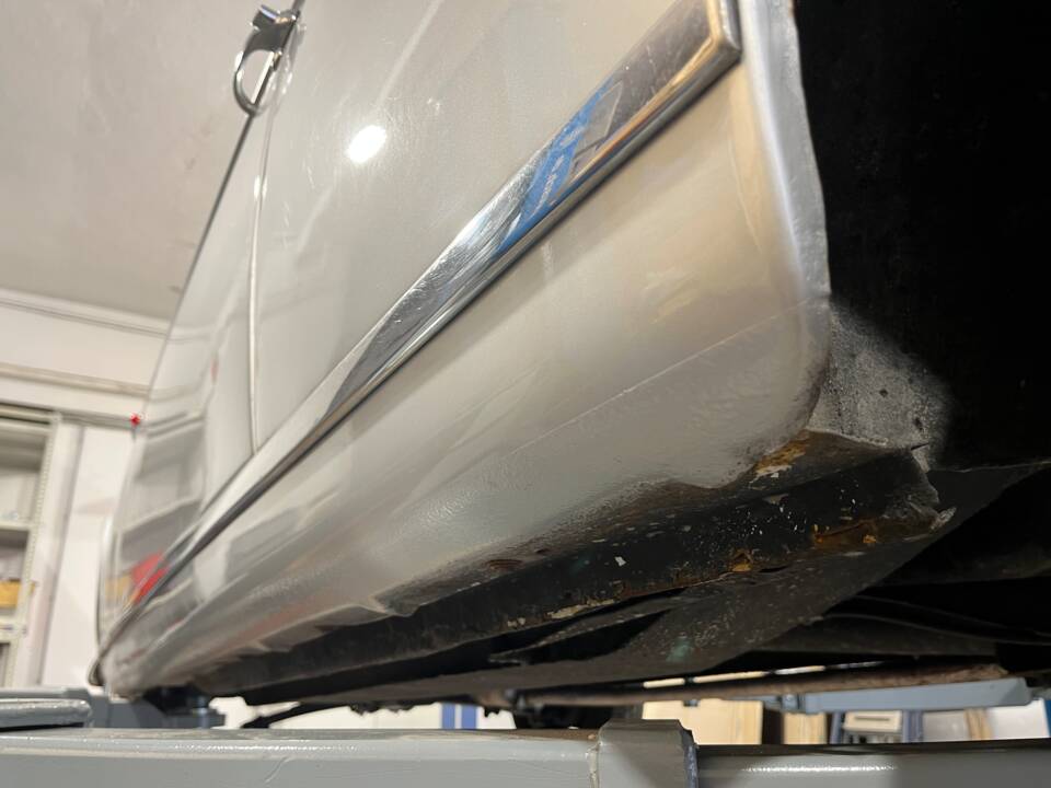 Immagine 72/87 di Peugeot 403 Cabriolet (1958)