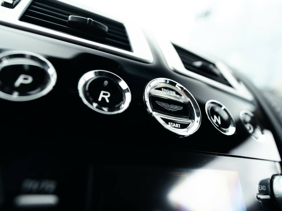 Image 19/35 of Aston Martin Rapide S (2014)