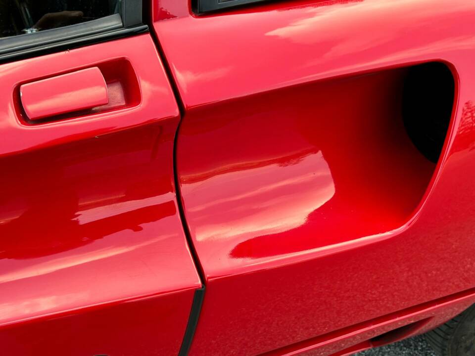 Image 11/51 of Ferrari 208 GTS Turbo (1987)