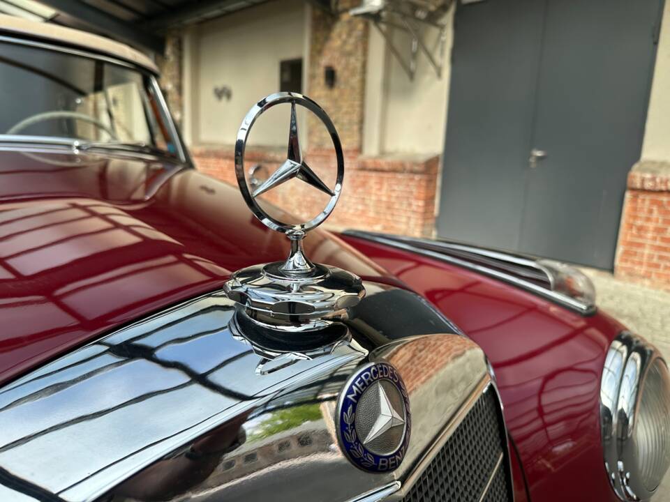 Bild 36/74 von Mercedes-Benz 300 b Cabriolet D (1955)
