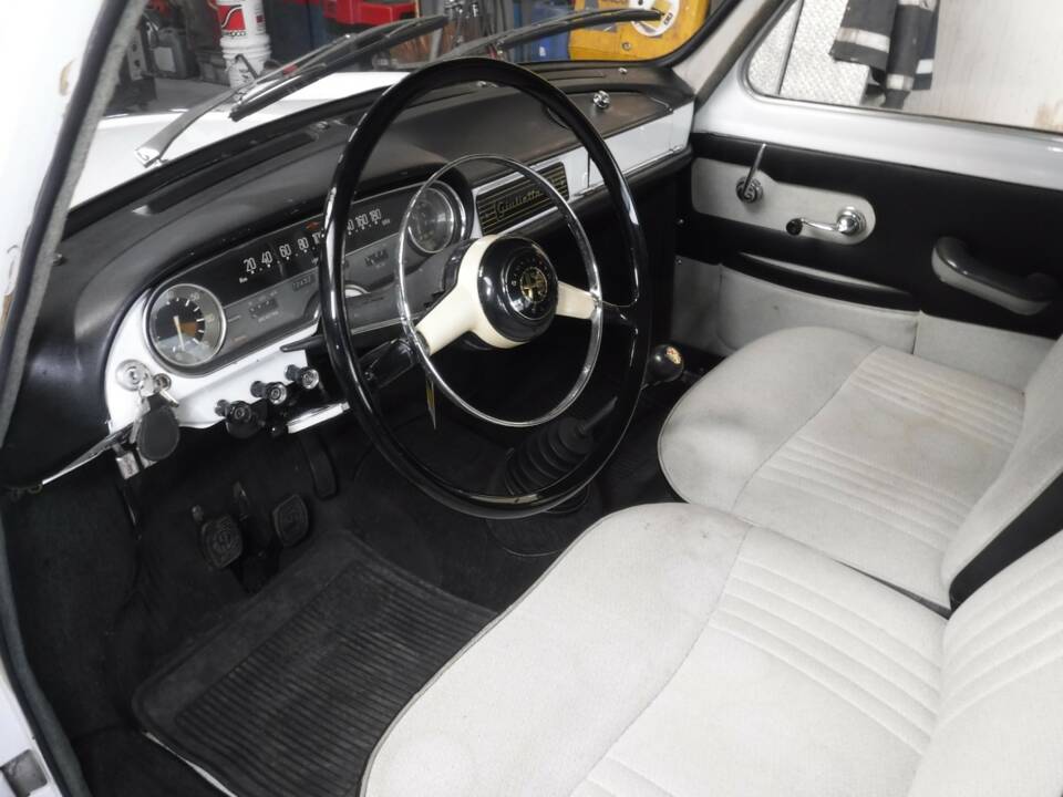 Bild 10/50 von Alfa Romeo Giulietta Sprint 1300 (1965)