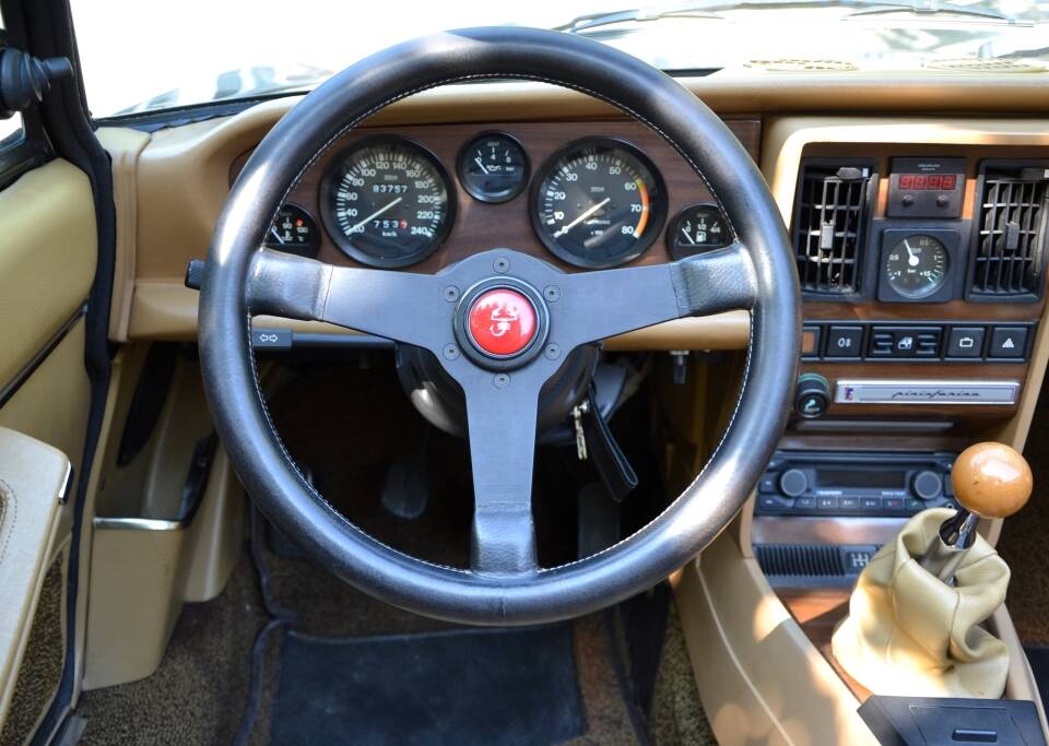 Imagen 18/26 de FIAT 124 Spider Volumex (1985)