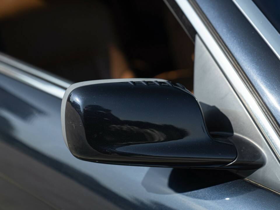 Image 18/50 de BMW 745Li (2001)