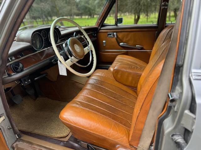 Imagen 23/42 de Mercedes-Benz 250 SE (1967)