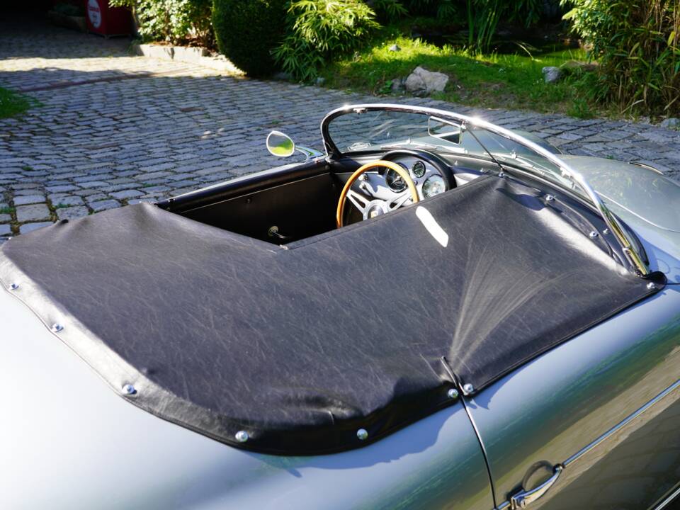 Immagine 9/15 di Porsche 356 1500 Speedster (1955)