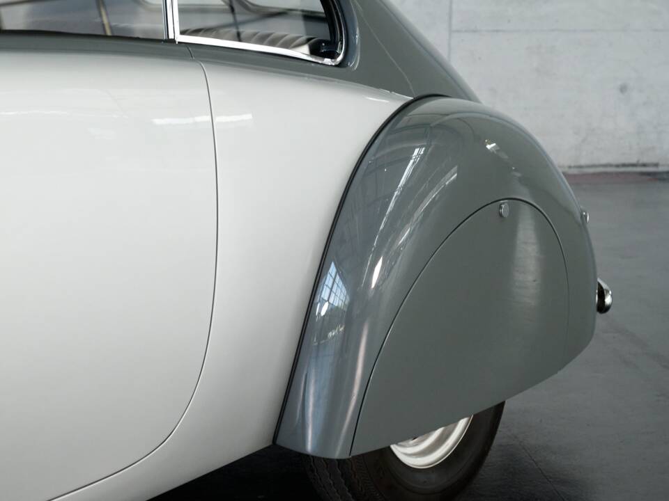 Immagine 10/50 di Adler 2.5 Litre Sport (1938)