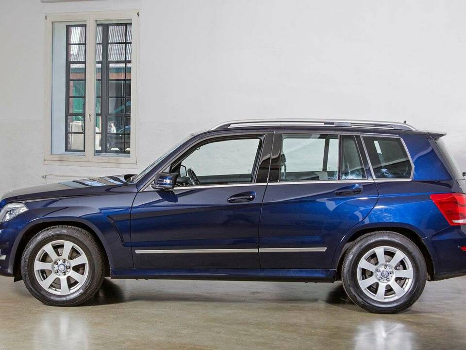 Imagen 11/25 de Mercedes-Benz GLK 350 CDI 4MATIC (2014)