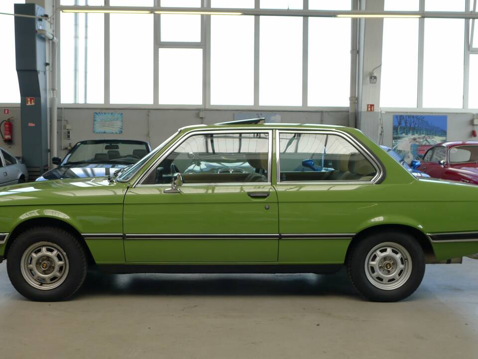 Immagine 39/50 di BMW 318 (1979)