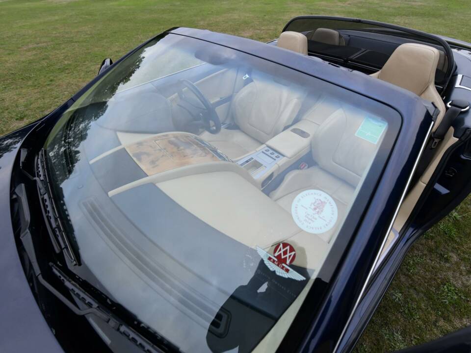 Image 43/50 of Aston Martin DB 9 Volante (2006)