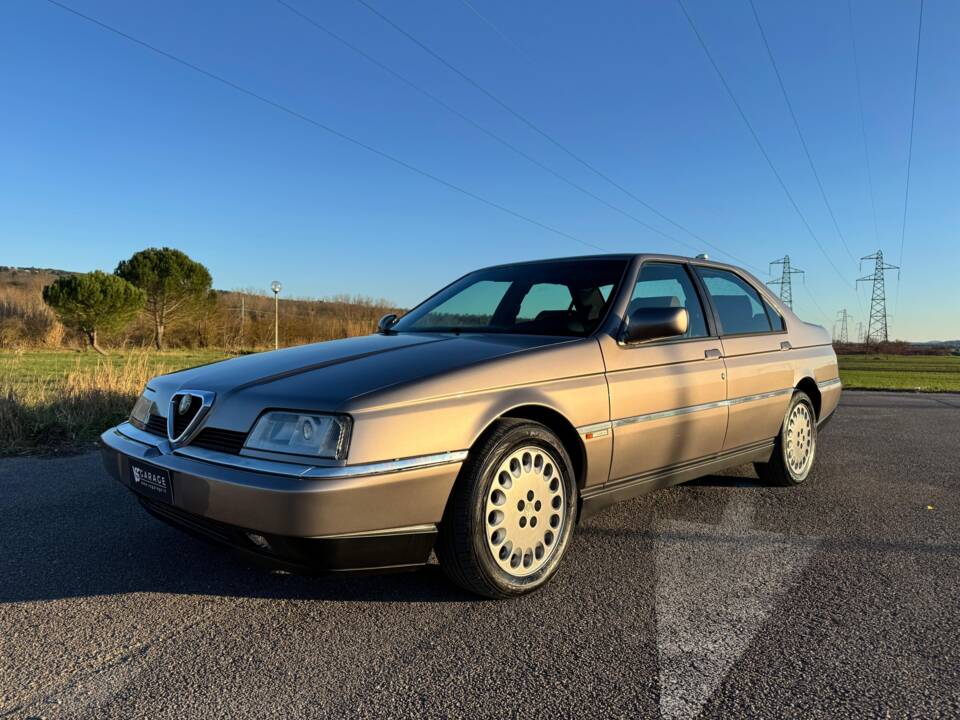 Image 1/29 de Alfa Romeo 164 2.0 Super V6 (1993)