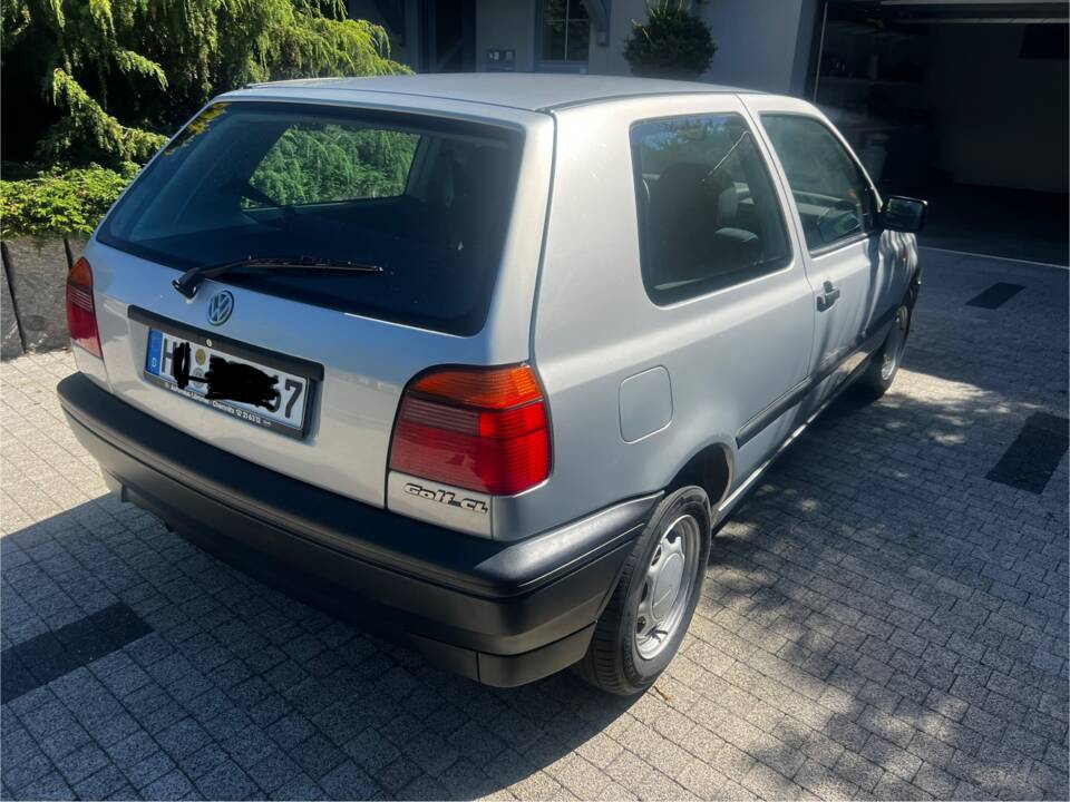 Immagine 2/6 di Volkswagen Golf III 1.4 (1992)