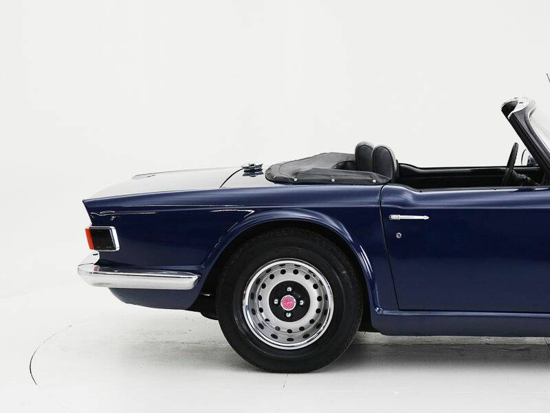 Bild 14/15 von Triumph TR 6 (1971)
