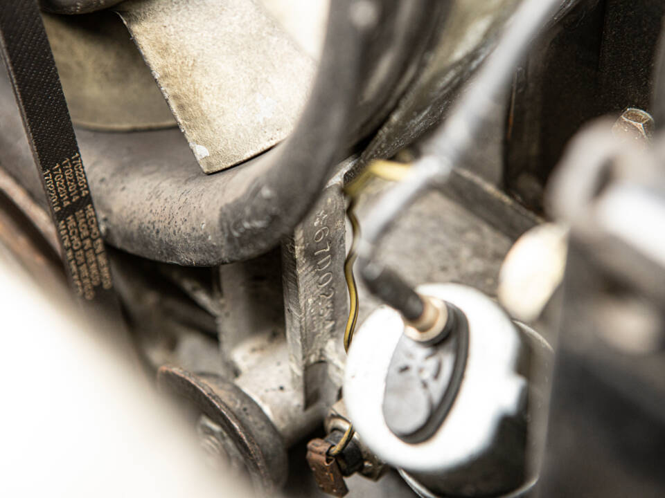 Image 25/47 of Porsche 911 Turbo 3.3 (1983)