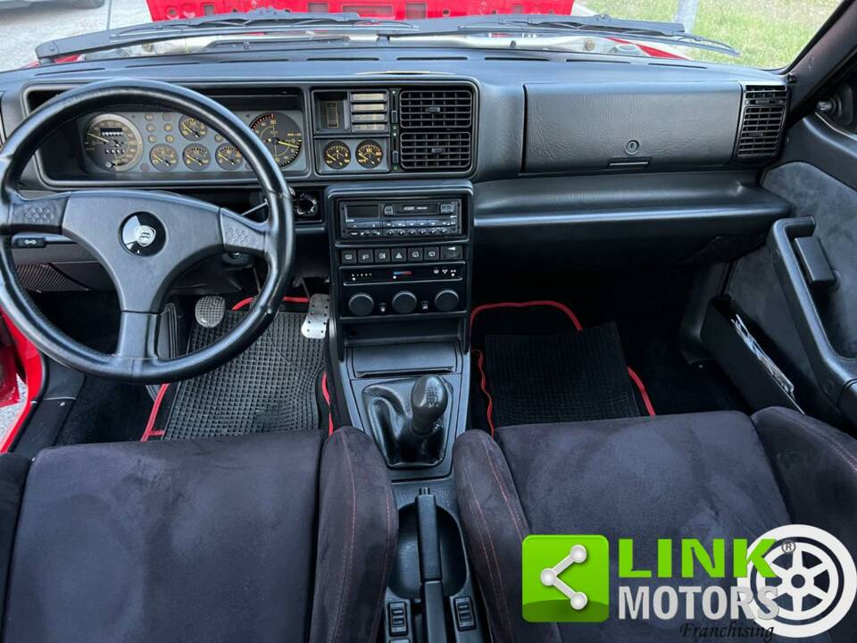 Immagine 9/10 di Lancia Delta HF Integrale Evoluzione I (1992)