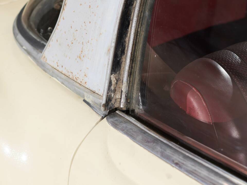 Image 33/83 de Mercedes-Benz 190 SL (1959)