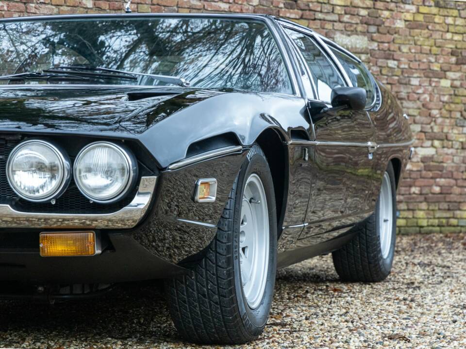 Afbeelding 21/50 van Lamborghini Espada 400 GT (1973)