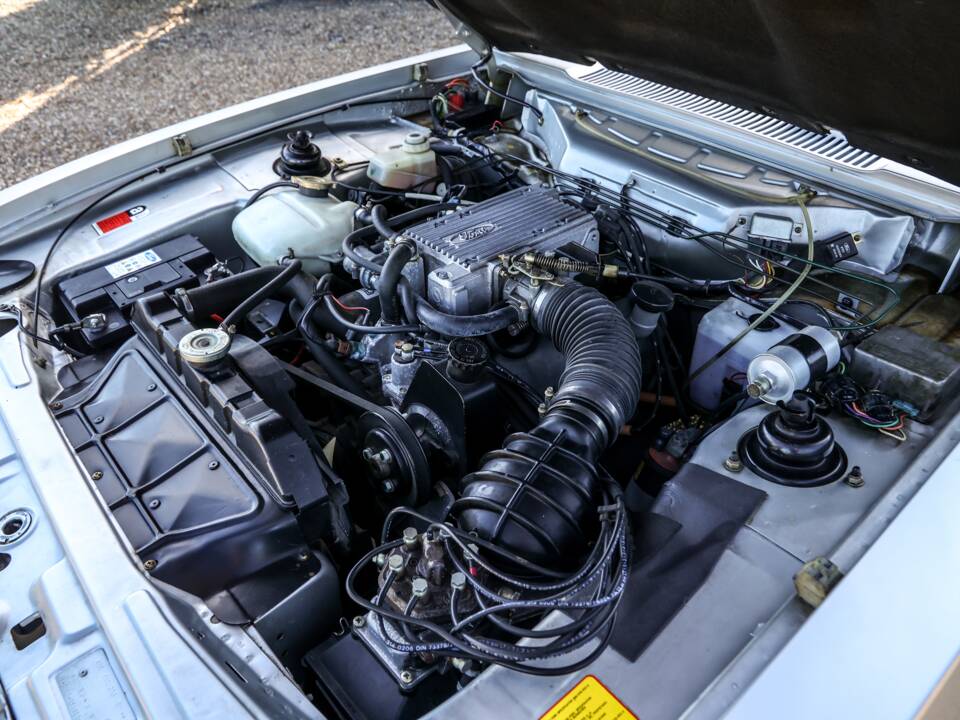 Image 46/50 of Ford Capri 2,8i (1987)