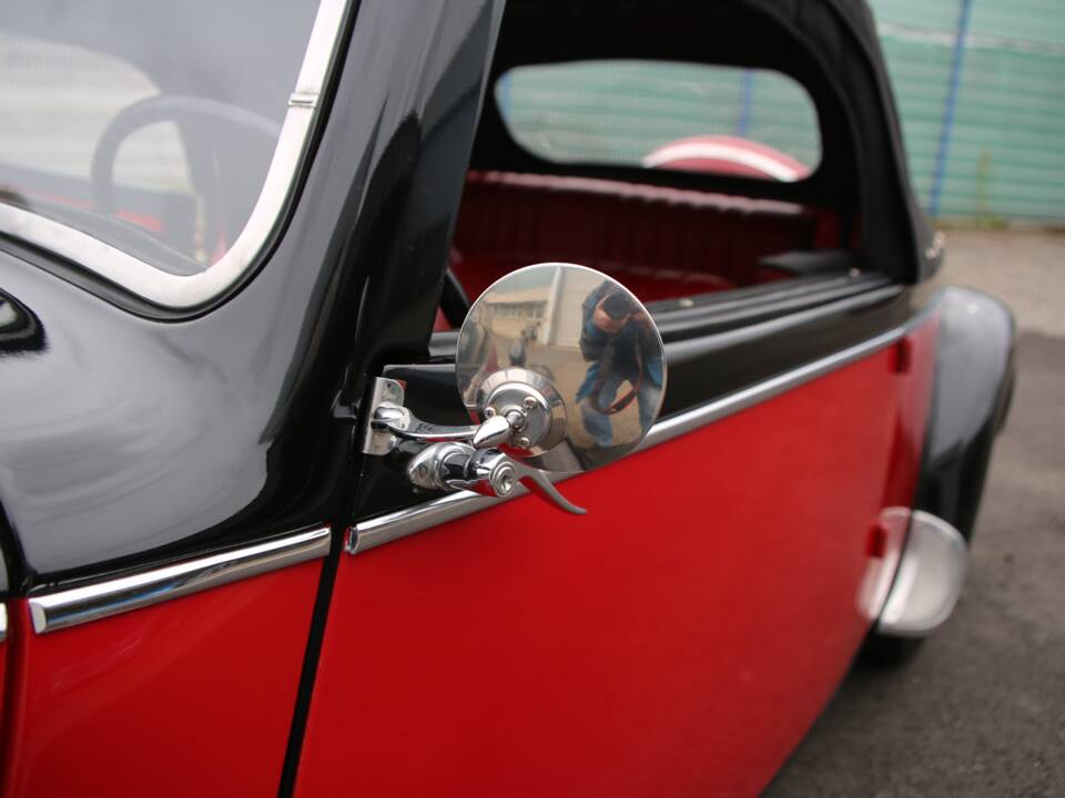 Immagine 29/45 di Citroën Traction Avant 11 BL (1952)