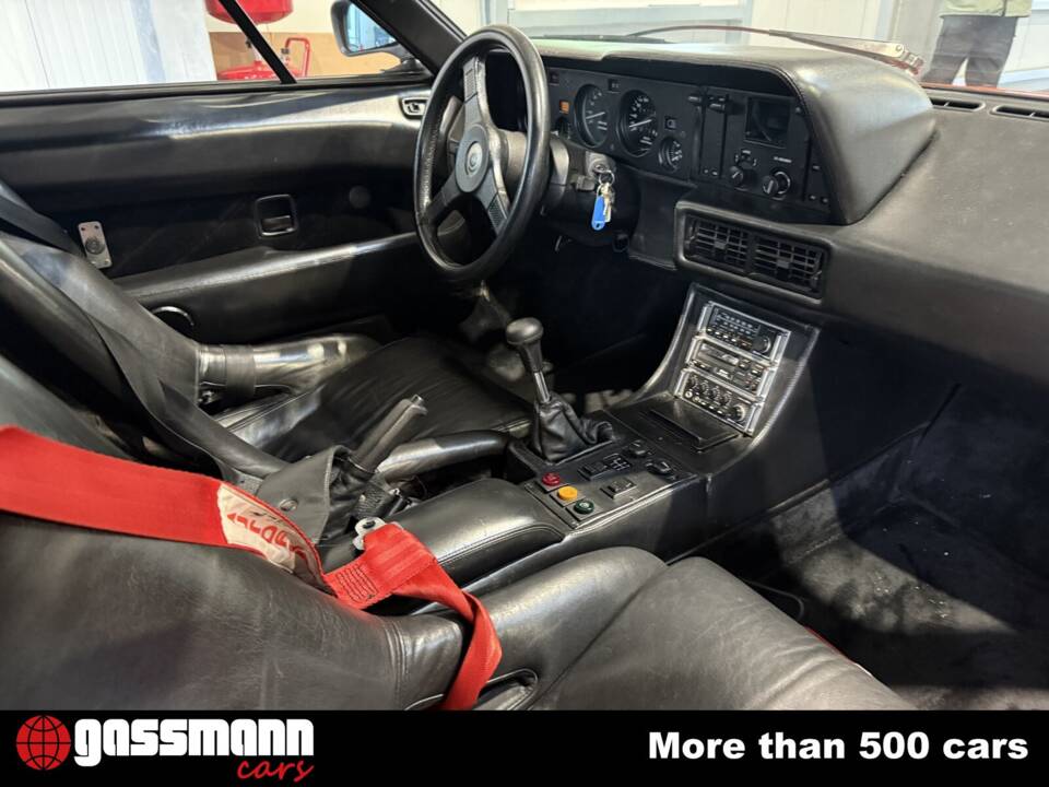 Image 11/15 of BMW M1 (1981)