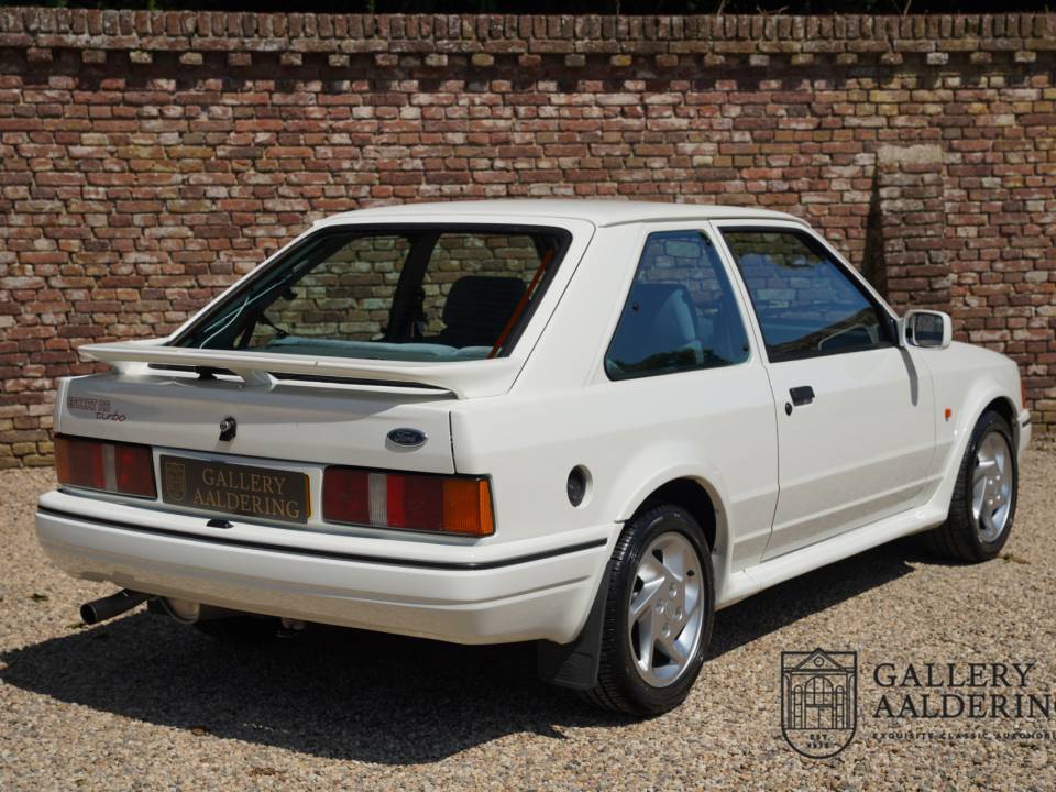 Image 29/50 of Ford Escort turbo RS (1989)