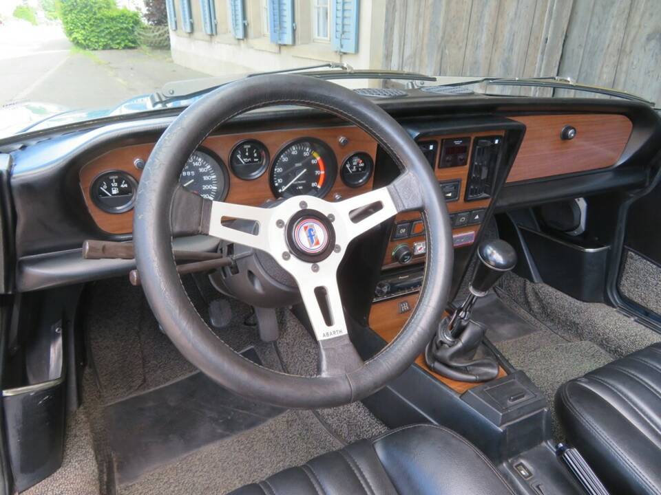Imagen 12/23 de FIAT Pininfarina Spidereuropa (1982)