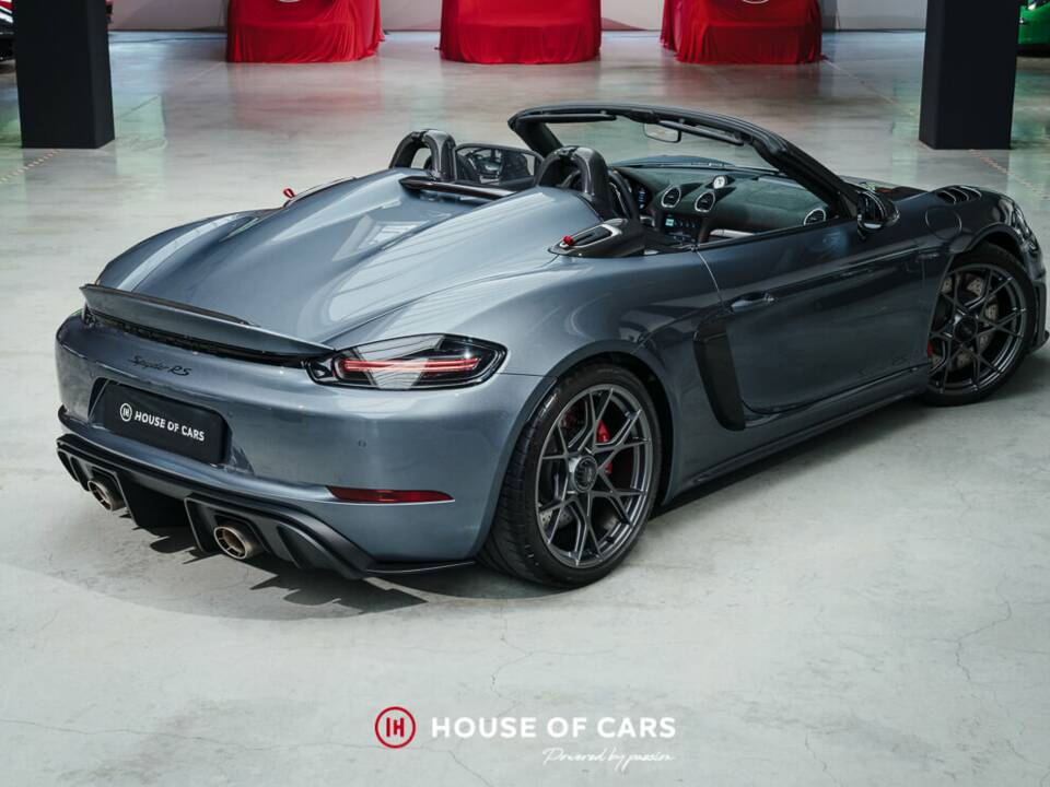 Bild 7/25 von Porsche 718 Spyder RS Weissach (2024)