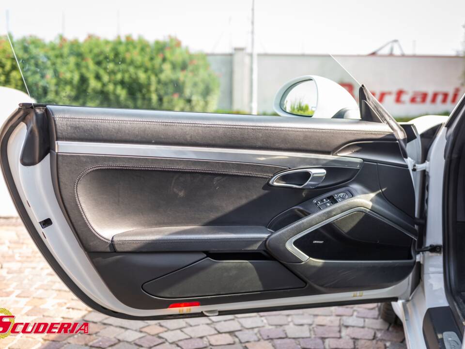 Bild 23/35 von Porsche 911 Carrera (2013)
