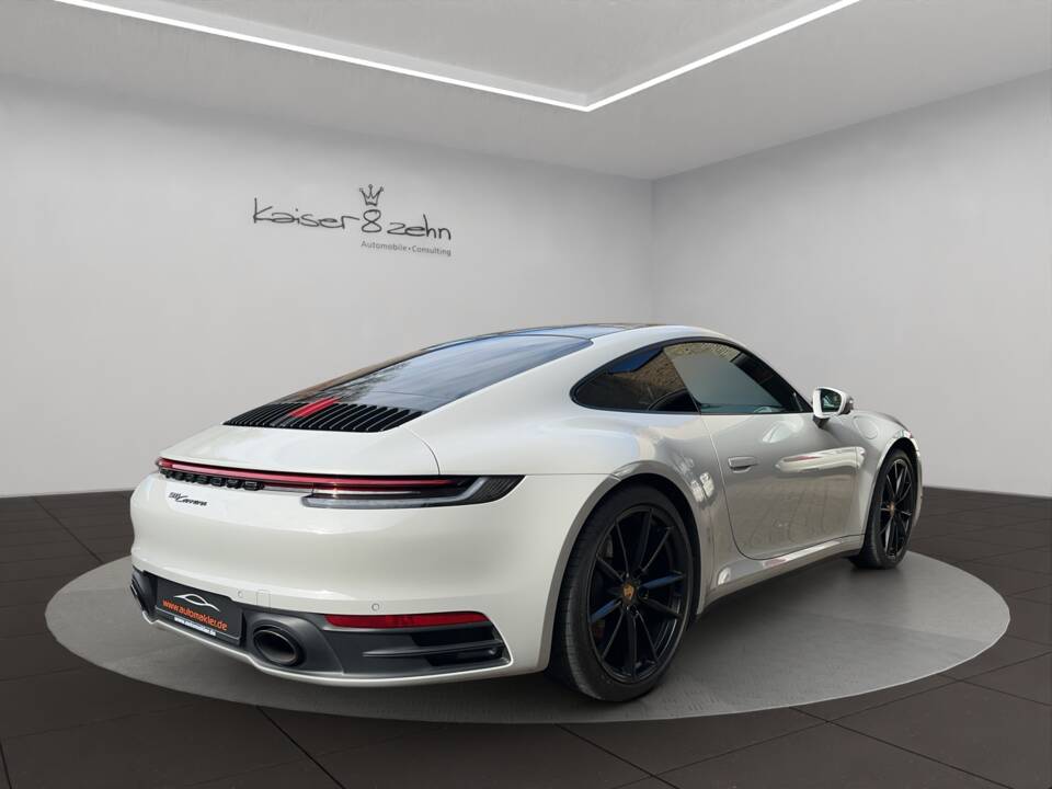 Imagen 8/24 de Porsche 911 Carrera (2021)