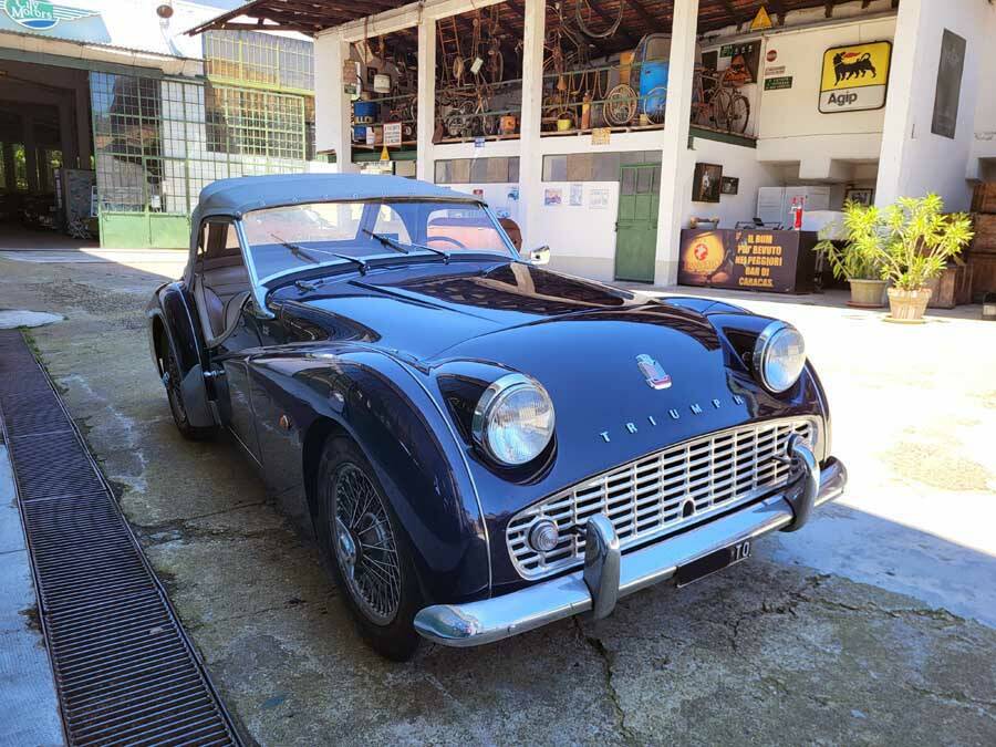 Image 10/38 of Triumph TR 3A (1959)