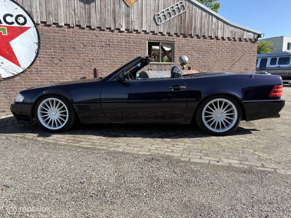 Image 29/40 de Mercedes-Benz 300 SL-24 (1990)