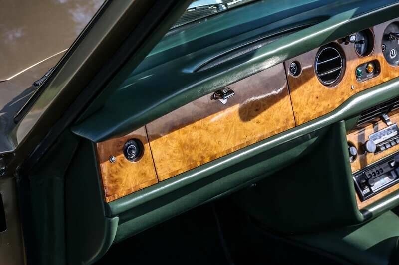 Image 25/50 de Rolls-Royce Corniche I (1974)