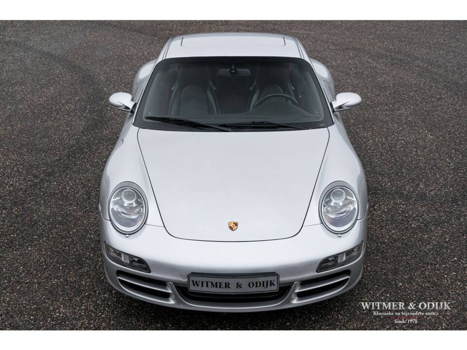 Bild 8/31 von Porsche 911 Carrera 4S (2006)