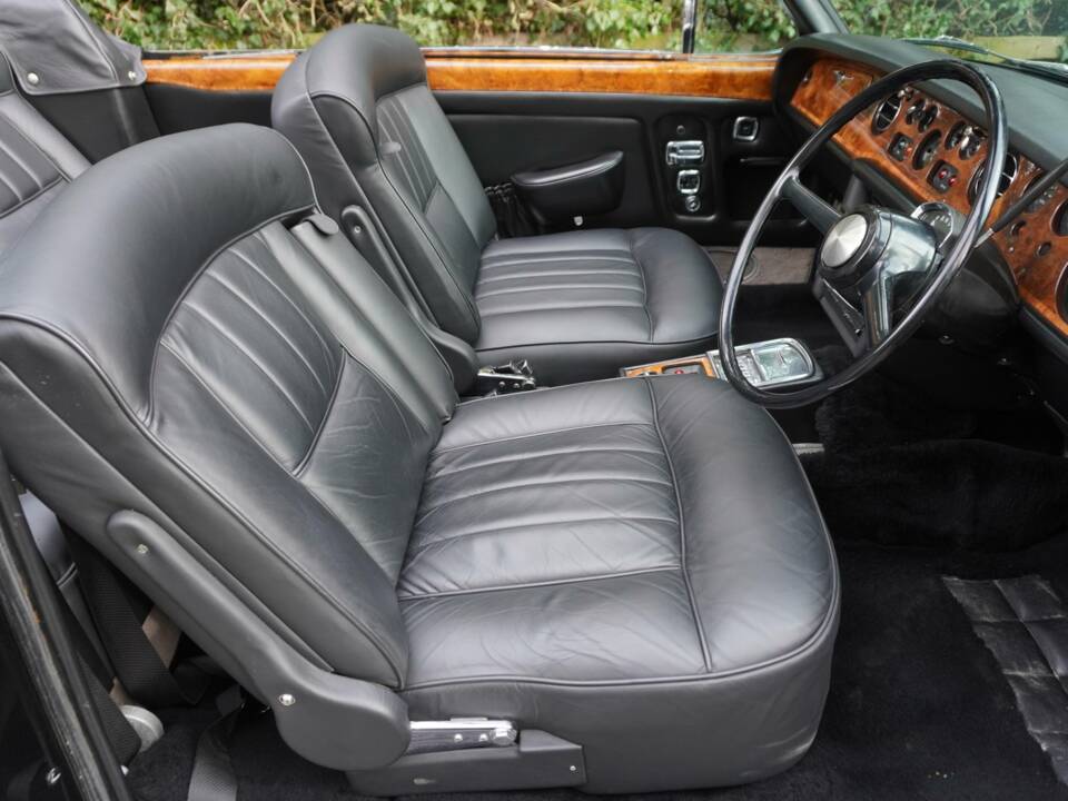 Image 9/20 of Rolls-Royce Corniche I (1971)