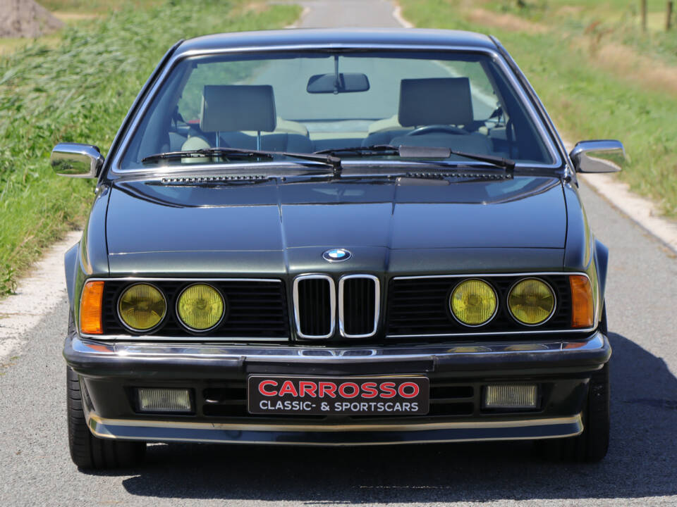 Image 6/38 de BMW 628 CSi (1984)