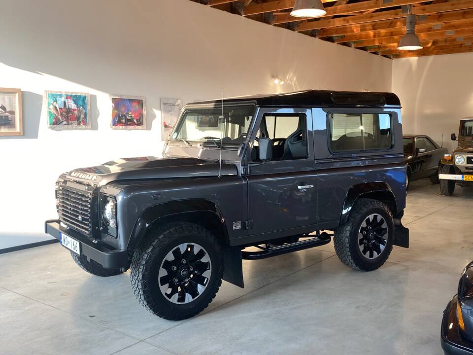 Bild 39/59 von Land Rover Defender 90 Works V8 "70th Edition" (2018)