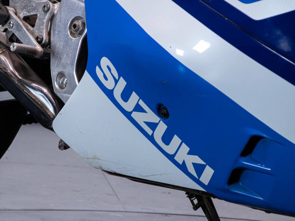 Image 50/50 of Suzuki DUMMY (1991)