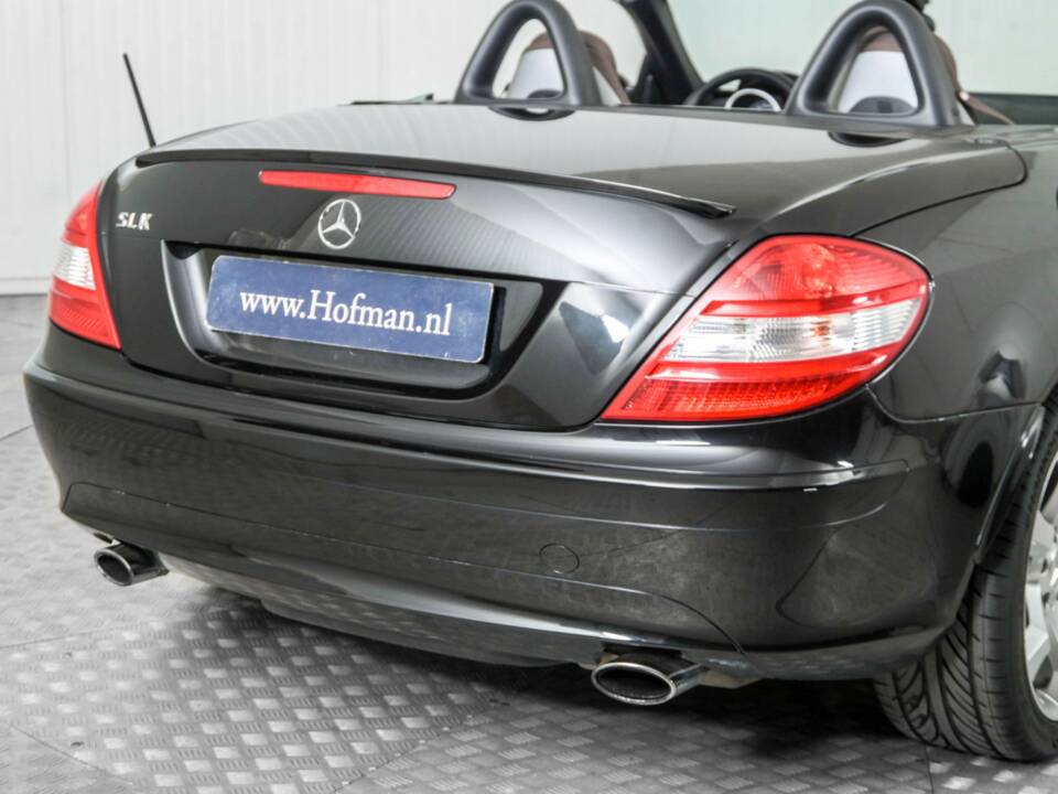 Immagine 28/50 di Mercedes-Benz SLK 200 Kompressor (2004)