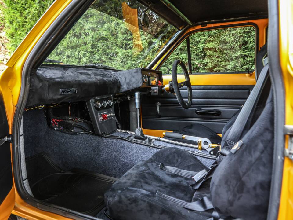 Bild 25/30 von Ford Escort RS 2000 (1970)