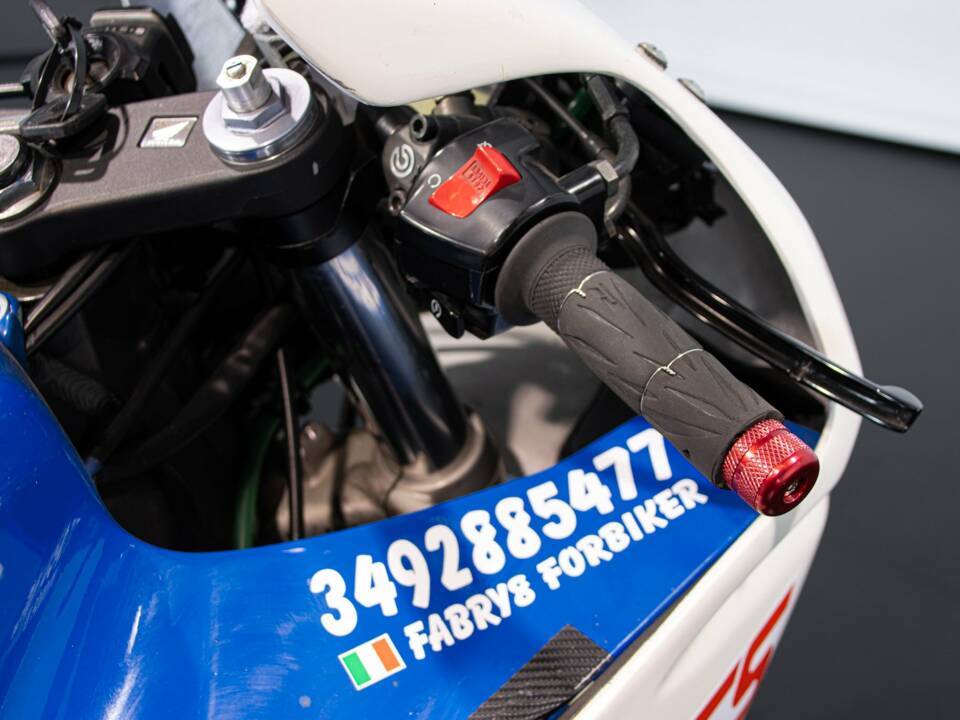 Image 42/50 de Honda DUMMY (2004)