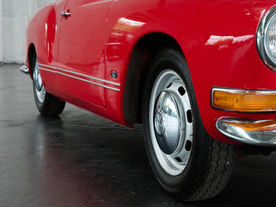 Image 25/50 of Volkswagen Karmann Ghia 1500 (1971)