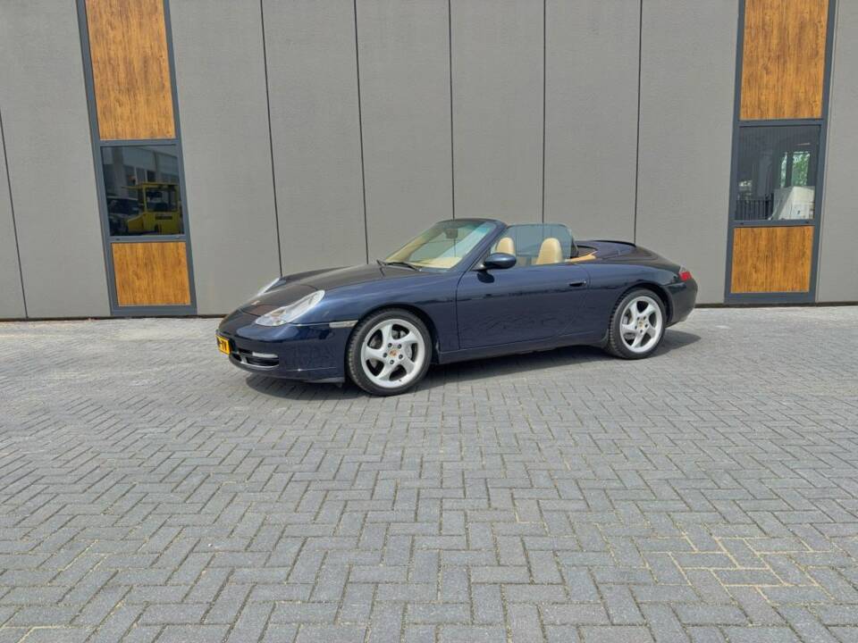 Bild 2/14 von Porsche 911 Carrera 4 (2001)