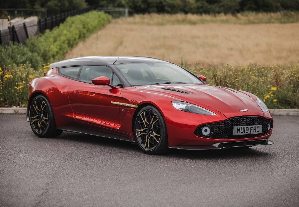 Image 3/48 de Aston Martin Vanquish Zagato Shooting Brake (2019)