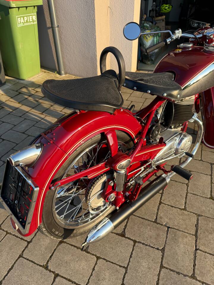 Image 6/12 of Puch 250 TF (1951)