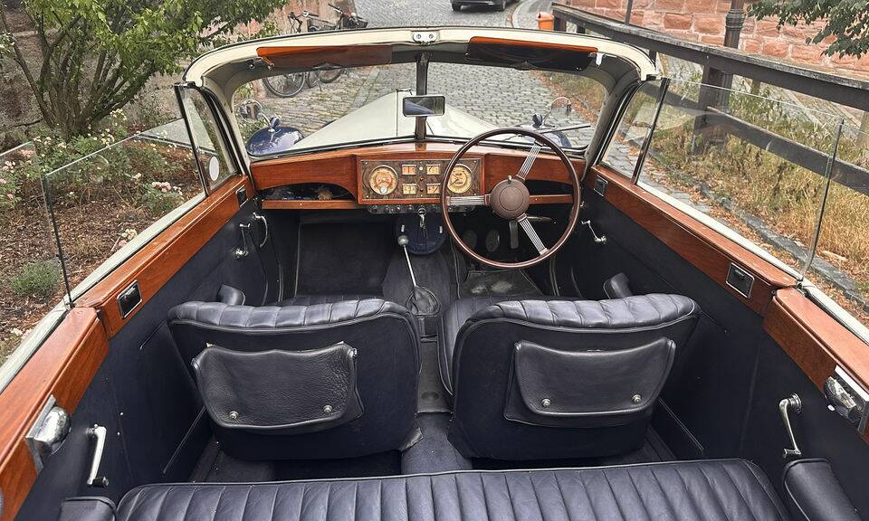 Bild 7/8 von Riley 2,5 Liter RMD (1950)